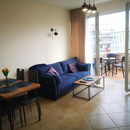 Riviera Deluxe Apartments Vlorë エクステリア 写真