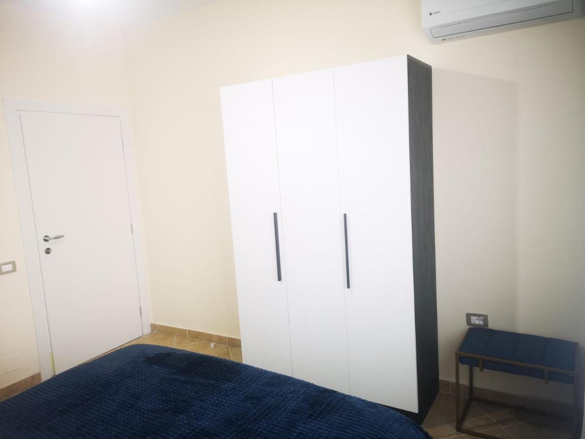 Riviera Deluxe Apartments Vlorë エクステリア 写真